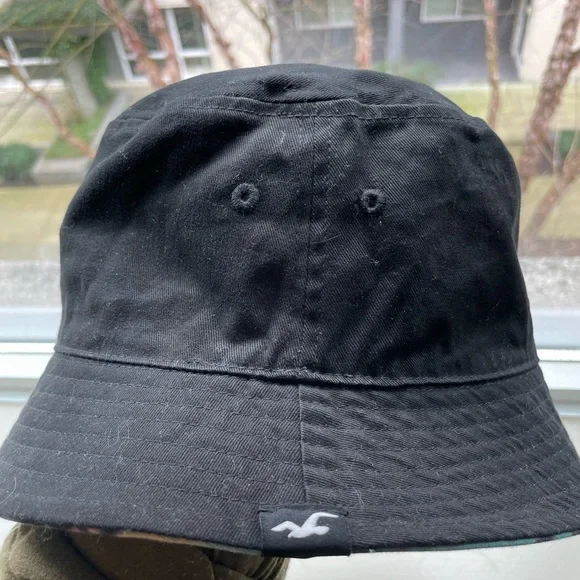 Reversible Holister Bucket Hat 💯 - Picture 5 of 5